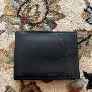 columbia mens wallet c38